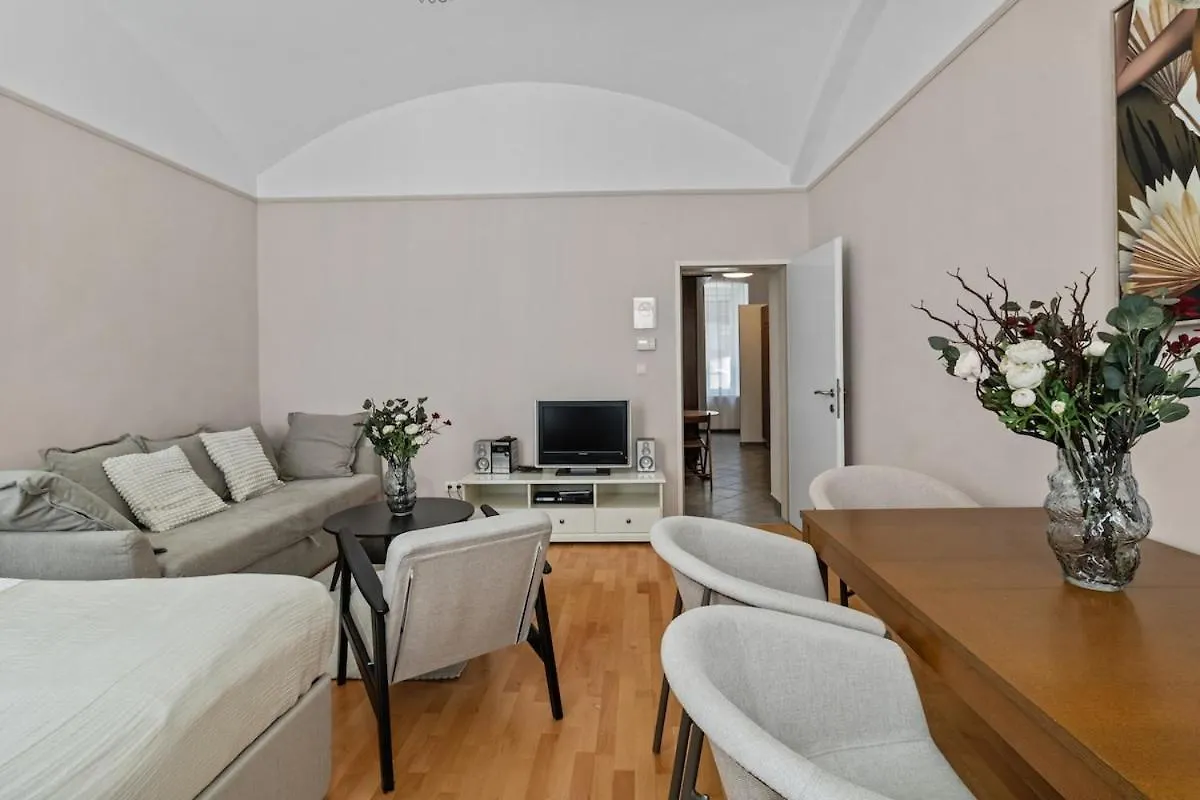 Appartement Neben Dem Augarten I 5 Min To Metro I 10 Min To City Vienne